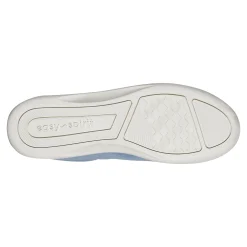 AP1 Canvas Walking Shoes