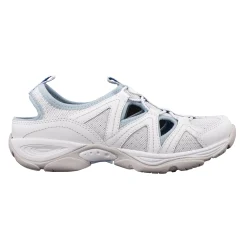 Earthen Walking Shoes