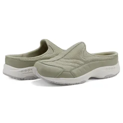 Traveltime Clogs